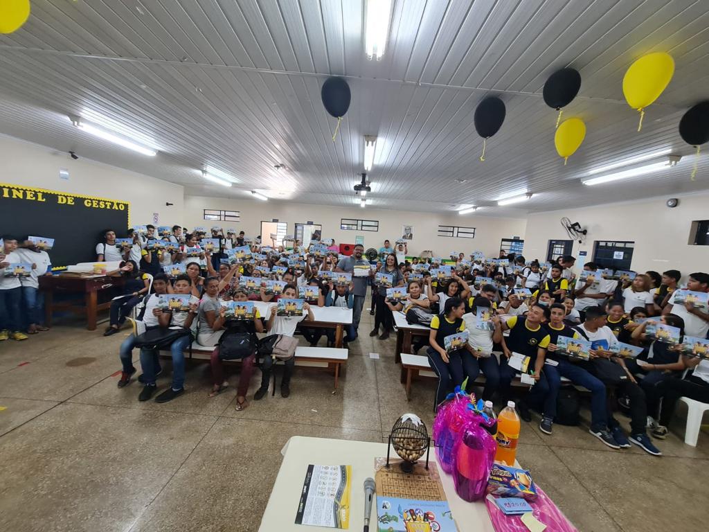 Educação Ambiental – Palestra sobre trânsito na Escola Estadual Tancredo de Almeida Neves.