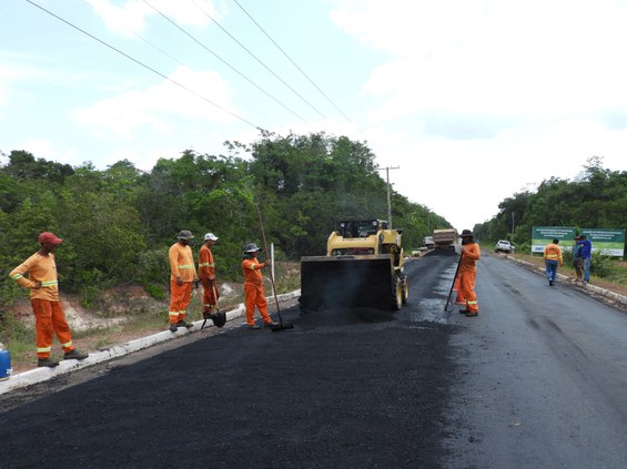 Vistoria de supervisão ambiental em serviço de tapa buraco na BR-319..JPG