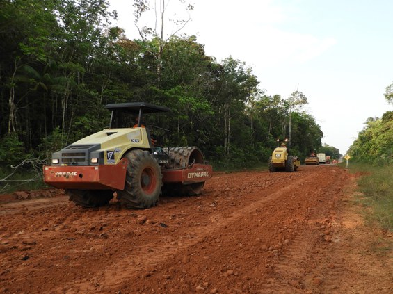 Vistoria de supervisão ambiental no serviço de revestimento primario BR-319..JPG