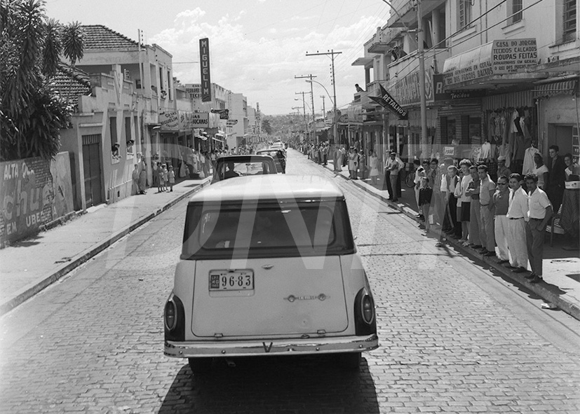 Caravana do Dr. Almir Monteiro_Trecho-Uberlândia_Uberaba-MG_ s.d _ 30965.jpg