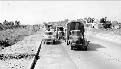 Comboio de máquinas do Rio de Janeiro para Goiás_23 Jan 1947_2637.jpg