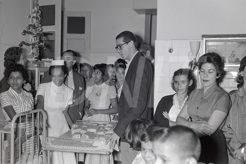 Comemoração de Natal no Hospital dos Rodoviários _ 22 Dez 1956 _ 125.jpg