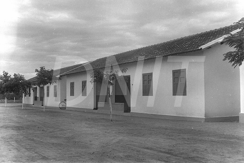 Dr Regis Bitencourtt na Inauguração da Vila Operária _ 29 Dez 1961 _ 18266.jpg