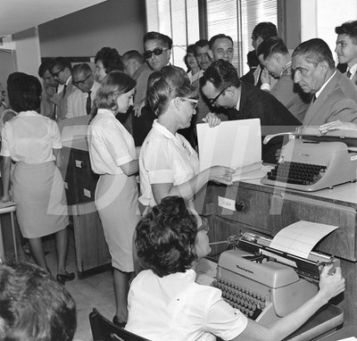 8º Reunião das Administrações Rodoviárias- Ceará - Entrega de Credenciais_Jul 1965 _ 30594.jpg