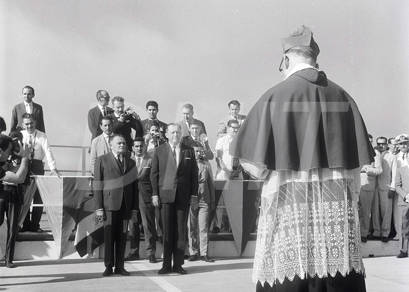 A Ponte Internacional da Amizade foi inaugurada por Castelo Branco, presidente do Brasil e Alfredo Stroessner do Paraguai_  27 de março de 1965Ponte da Amizade Foz do Iguaçu _ 29544.jpg