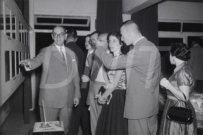 Inauguração da Exposição Rodoviária na semana turística na Sede do DNER _ 28 Fev 1956 _ 113.jpg