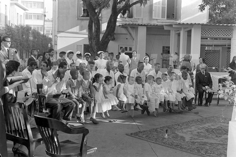 Inauguração do quadro do Dr. Henrique de Maia_Hospital dos Rodoviários-Pascoa _ 27 Jun 1957_AP26108.jpg