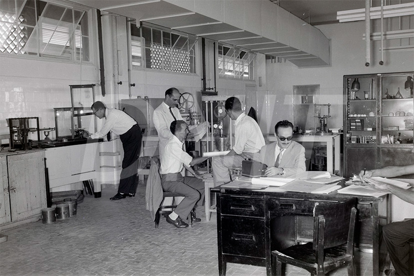 Laboratório Central _ Funcionários _ 05 Ago 1958_ 191.jpg