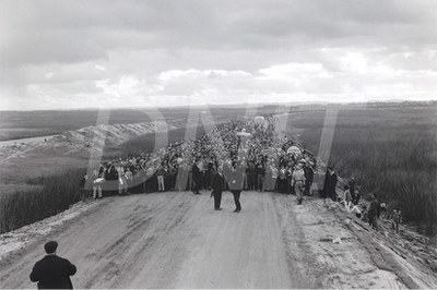 nauguração da ponte sobre o Rio São Gon... _ Fot Napoleão _07 Jul 1962_AP26649.jpg