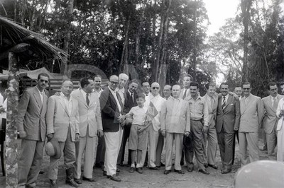 Nova estrada-Rio-Friburgo _ 04 Set 1953_AP25935.jpg