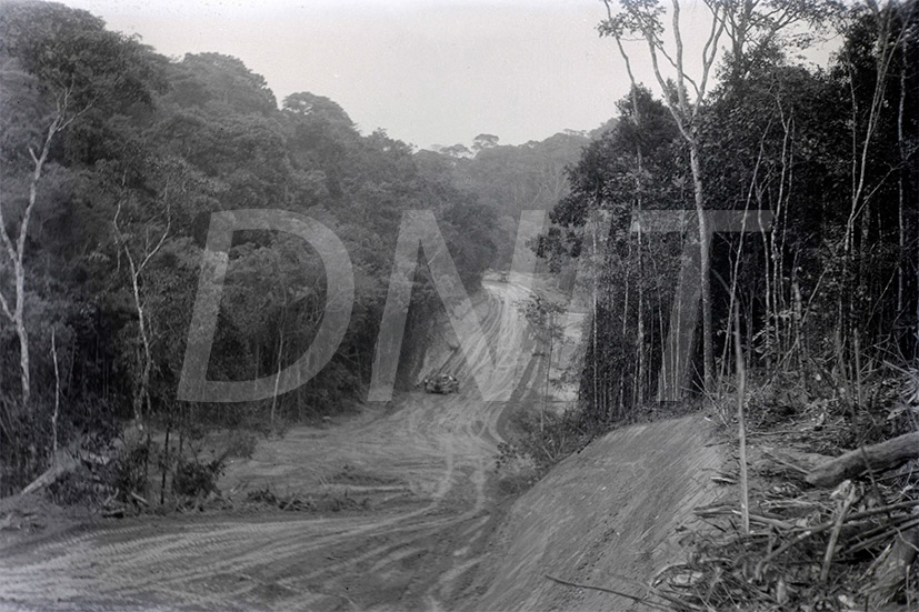 Nova estrada-Rio-Friburgo _ 04 Set 1953_AP25942.jpg