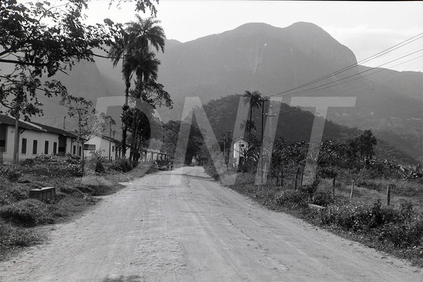 BR_040_Estrada da Estrela_Antiga Rio_Petrópolis _ 1946 _ 3504.jpg