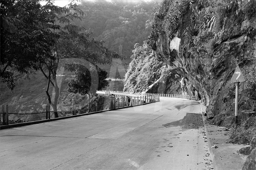 BR_040_Estrada de Rodagem-Rio-Petrópolis-Km-59_10 Abr 1946. _ 3404.jpg