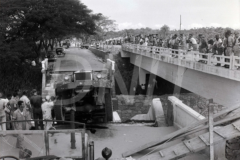 BR_040_Rio_Petrópolis _Ponte no Km-22 _08 Mai 1953_ 9200.jpg