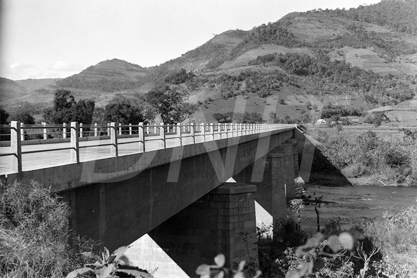 BR_116_ Estrada de Rodagem-Porto Alegre_Vacaria _ 15 Mai 1944_ 1401.jpg