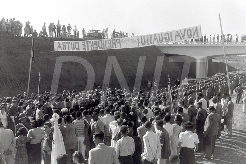 BR_116_ Inauguração da Rodovia Presidente Dutra _ 15 Jul 1950 _ 8074.jpg