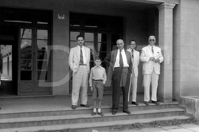 BR_393_Inauguração em Volta Redonda-CTE Amaral Peixoto _ 03 Out 1952_ 8886.jpg