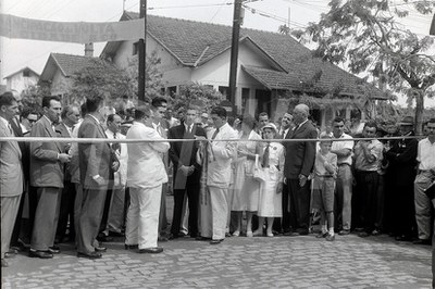 BR_393_Inauguração em Volta Redonda-CTE Amaral Peixoto _ 03 Out 1952_ 8888.jpg