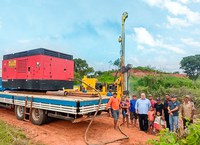 Poços artesianos garantem água para população no interior do Piauí