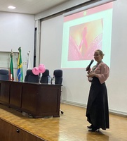 Palestra no HUSM-UFSM alerta para a prevenção ao câncer de mama