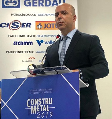 Secretário Da Costa durante congresso Constumental 2019 que debateu medidas para o setor da Construção. Foto: David Teles/ME