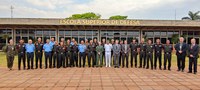 Militares da Escola de Guerra do Exército da Índia visitam a ESD