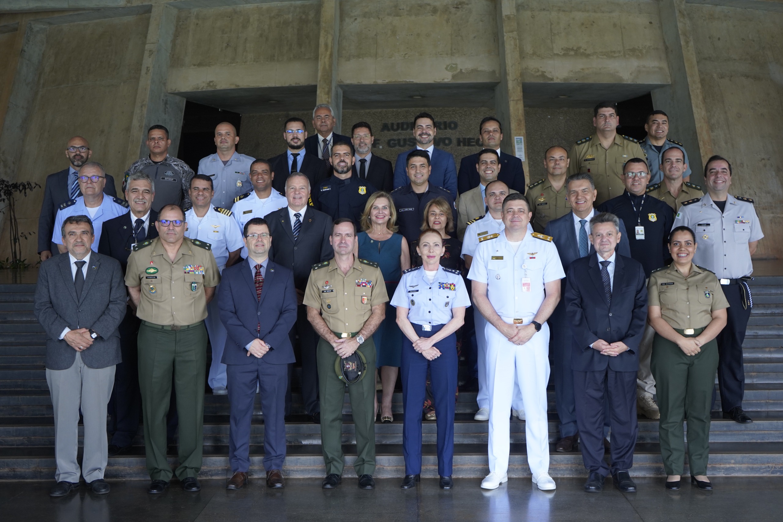 Curso de Logística Estratégica e Defesa é encerrado na ESD