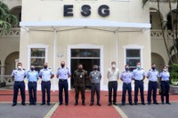 ESG recebe militares de Nações Amigas, alunos da ECEMAR, em visita institucional