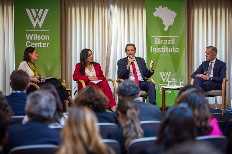 Durante evento paralelo do G20 em Washington, DC, o ministro Haddad fala sobre a importância de países como o Brasil para a agenda climática mundial — Foto: Diogo Zacarias 