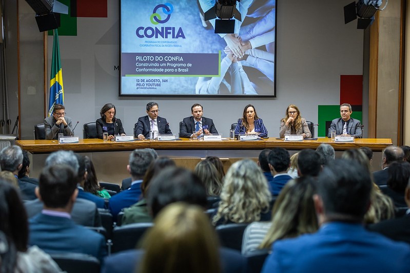 Na cerimônia, o então ministro em exercício, Dario Durigan, disse que fortalecer a Receita é fundamental, “mas não em contraposição ao setor produtivo, à iniciativa privada” – Foto: Diogo Zacarias 