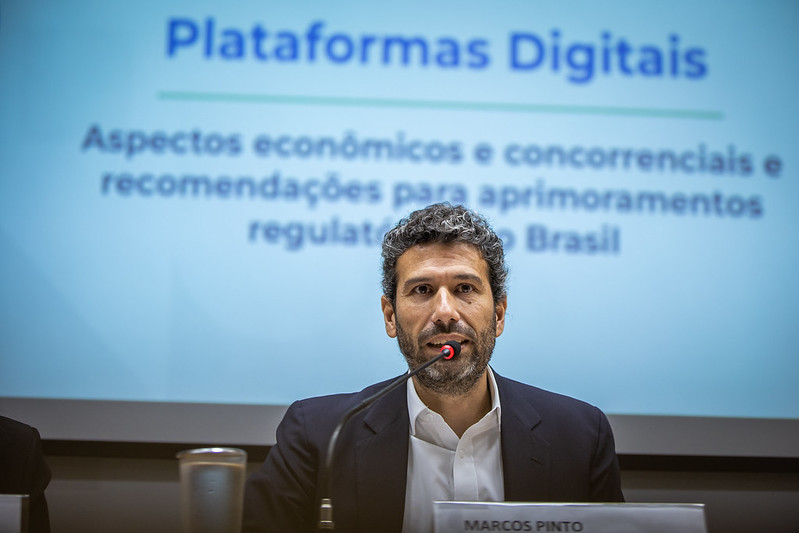 O secretário de Reformas Econômicas, Marcos Pinto, divulga o relatório que busca subsidiar propostas para aprimorar o Sistema Brasileiro de Defesa da Concorrência – Foto: Diogo Zacarias/MF