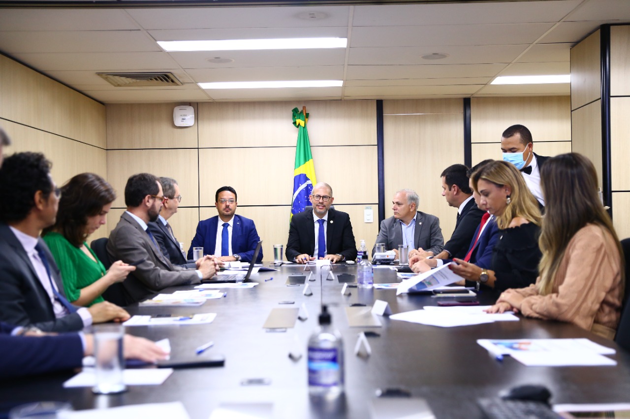 Conselho Deliberativo Do FNDE Realiza última Reunião Extraordinária De ...