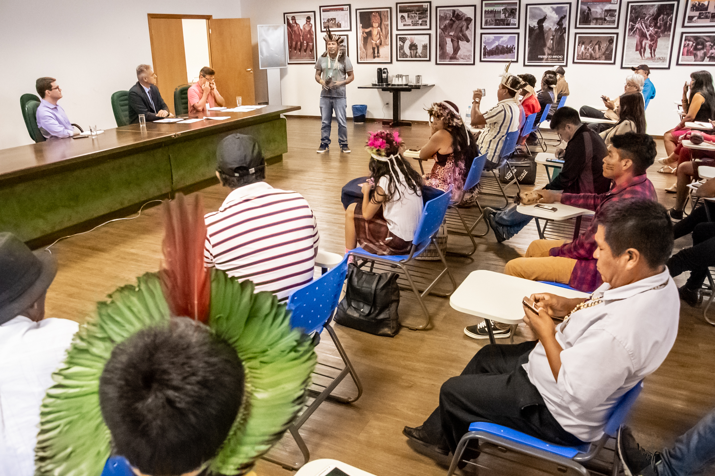 LiderancasIndigenasGuaraniMbia-PR-SC-RS Reuniao-Foto MarioVilela-Funai-2