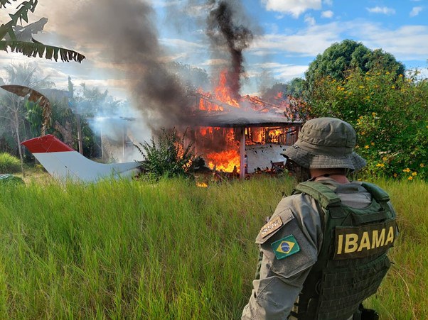 Agentes da Funai e do Ibama iniciam retomada do territ rio