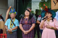 Em dia histórico, presidenta da Funai participa da posse da primeira indígena na unidade da Funai em RR