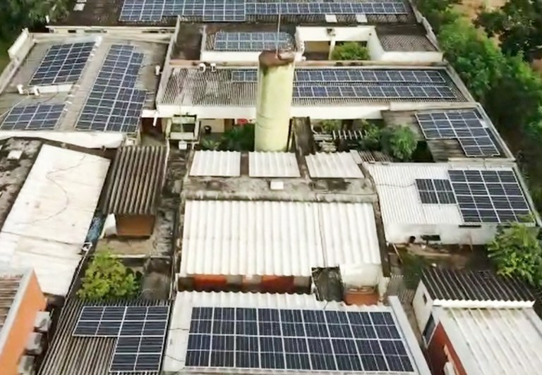 CR Cuiabá - energia solar _ CAPA ED.jpg