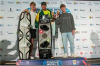 Jajá do Wake, do povo Karapãna, fica em primeiro lugar no Campeonato Mundia de Wakeboard, em Portugal