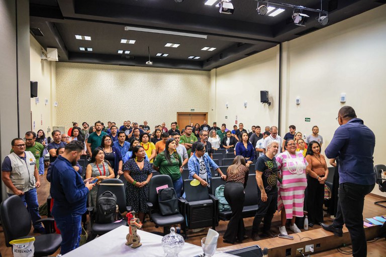 09.11.2024 - Diálogo das CRs, Frentes de Proteção e Museu do Índio com a presidenta e diretoras - Foto Lohana Chaves  (37).JPG