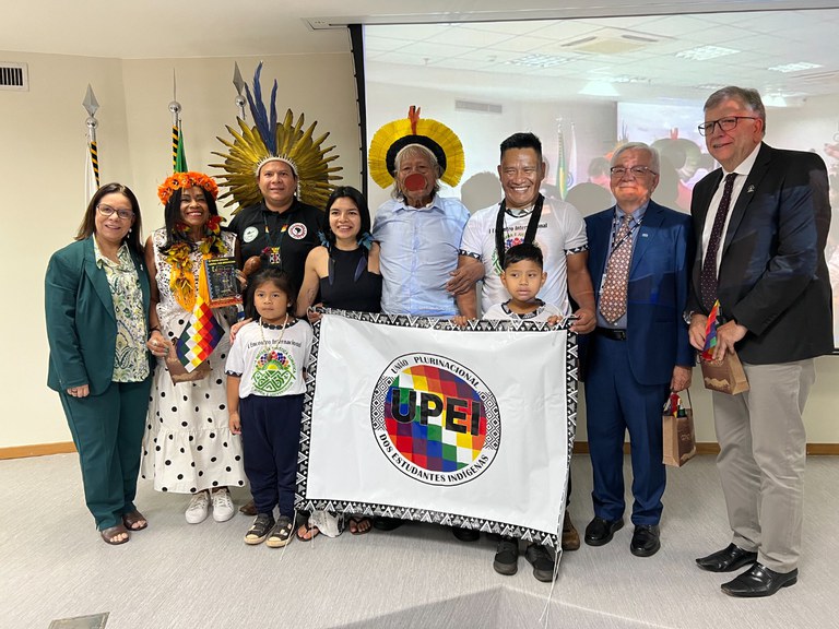 Em Brasília, presidenta da Funai recebe Cacique Raoni e outras 20  lideranças do Povo Kayapó — Fundação Nacional dos Povos Indígenas
