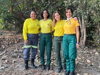 Indígenas e servidoras participam de evento sobre combate a incêndios florestais no Peru