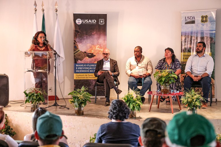 10.07.24 - Encerramento do curso de uso de motosserra e motobomba - Foto Lohana Chaves (12).JPG