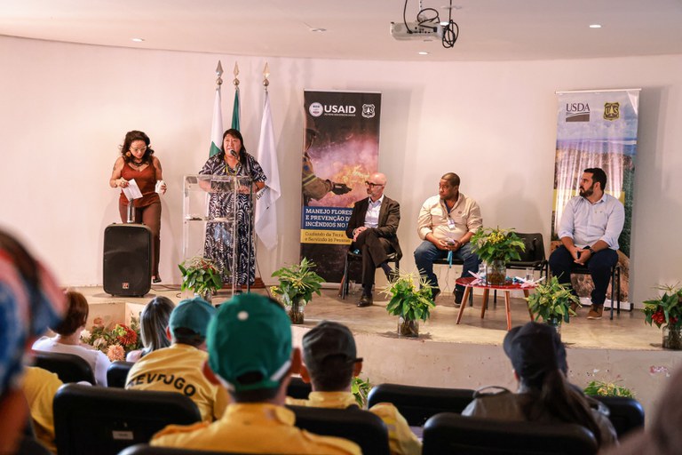 10.07.24 - Encerramento do curso de uso de motosserra e motobomba - Foto Lohana Chaves (14).JPG