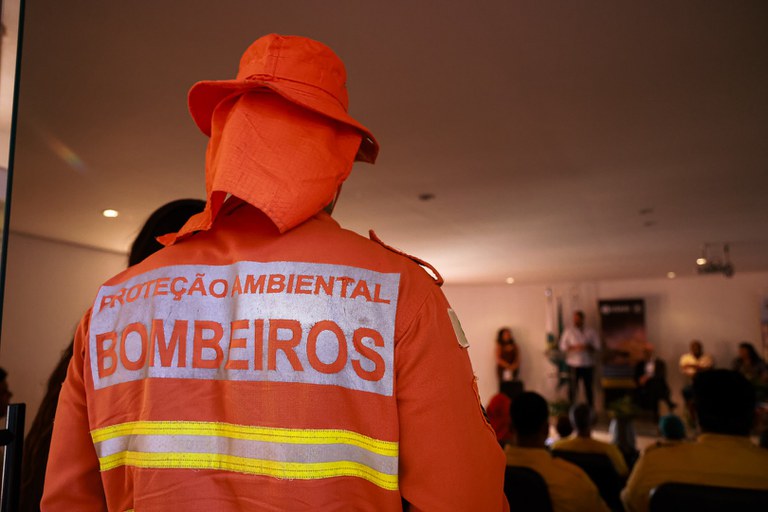 10.07.24 - Encerramento do curso de uso de motosserra e motobomba - Foto Lohana Chaves (17).JPG