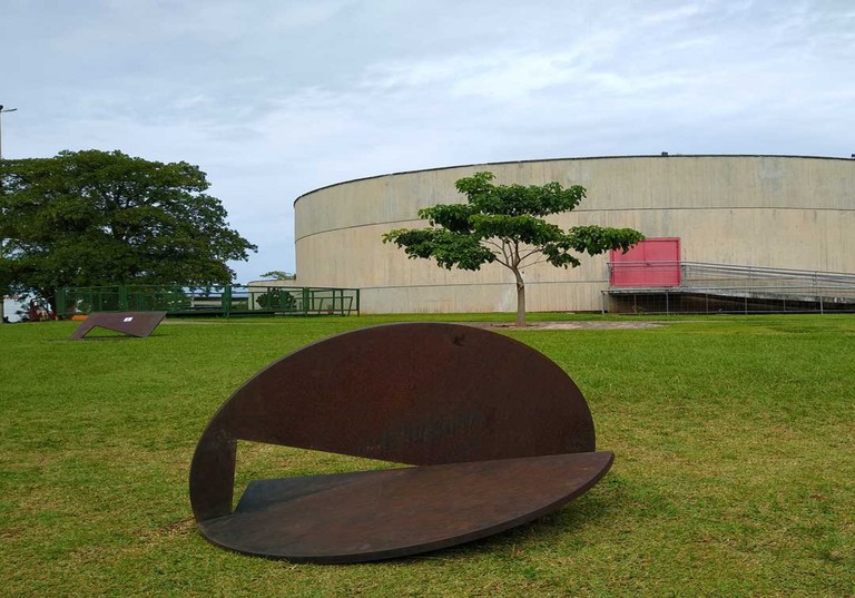 O Jardim de Amílcar de Castro - CCBB DF