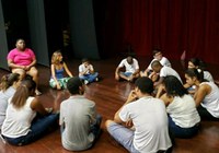 Oficina ‘Em busca da expressividade: o teatro e a deficiência visual’ é realizada no Teatro Dulcina, no Rio