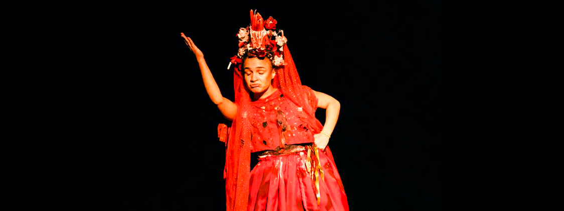 Montagem ‘Menina Mojubá’ chega ao Teatro Glauce Rocha, no Rio de Janeiro