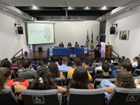 Esther Dweck profere aula magna sobre transformação do Estado na Unicamp