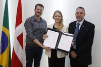 Brasil assina novo acordo com a Dinamarca para promover governo digital e inovação na administração pública