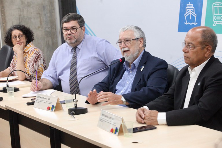 José Lopez Feijóo durante a reunião do GTI em Brasília. Foto André Corrêa.jpeg