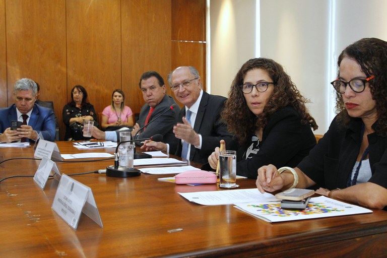 Ministra da Gestão e da Inovação em Serviços Públicos, Esther Dweck, participou nesta terça-feira (29/10) da quarta reunião extraordinária do Conselho Nacional de Desenvolvimento Industrial (CNDI). Foto: Adalberto Marques/MGI